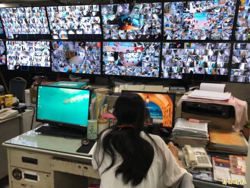 每次管委會或標案會議選擇「最便宜的那家」，實際上是支持以壓縮勞工條件換取表面秩序的治理模式。（資料照）