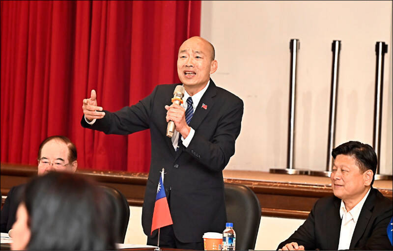 國家安全不只是軍事防衛，更是制度的維護與鞏固；立法院院長韓國瑜以「殺人於無形」的清宮秘辛故事為喻，警示藍軍別再阻擋軍購特別條例以及台美關稅談判結論。（資料照）