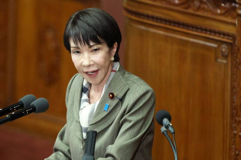 日本首相高市早苗領導下的內閣，正逐步鬆動過去五十年的外交限制。（彭博檔案照）