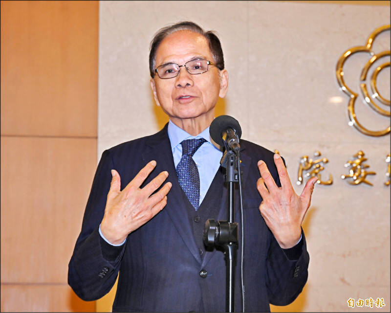 游錫堃有感而發寫了一首七言律詩〈緬懷黨外之父〉郭雨新。（資料照）