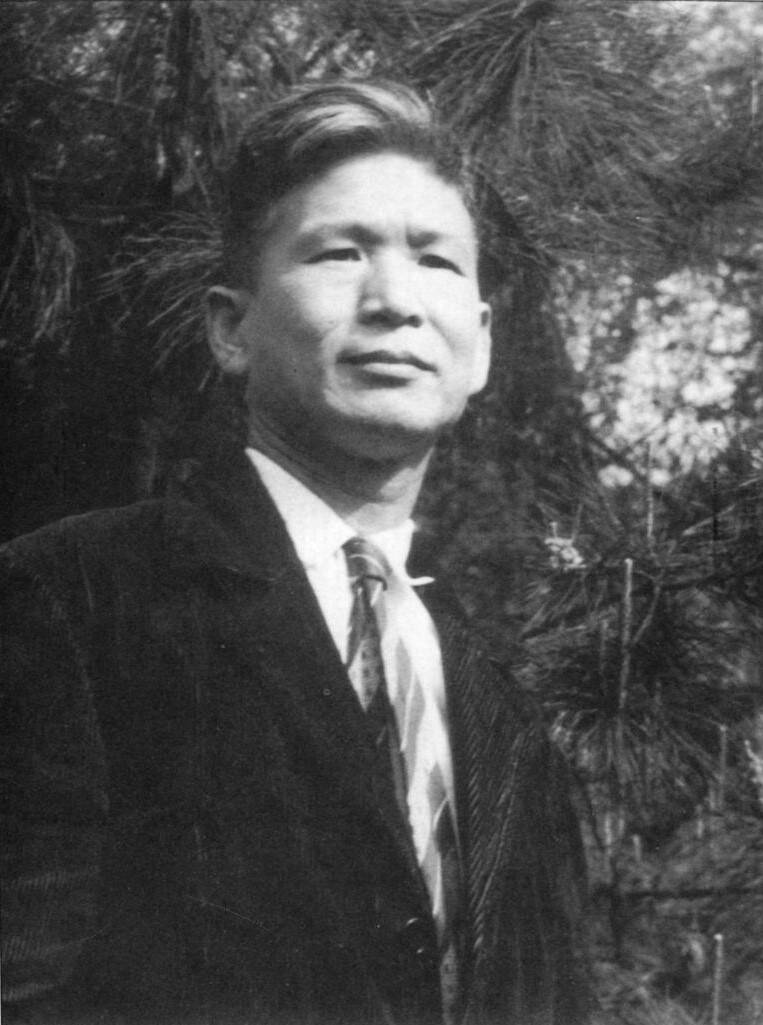 殷海光在政治上的啟蒙與後來的影響及作用，遠非胡適可比。（取自維基百科）