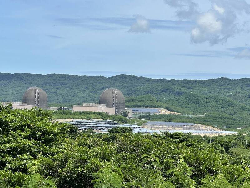 核電牽涉長期放射性風險、跨世代責任，以及一旦發生即高度外溢的事故外部性；圖為核三廠。（資料照）