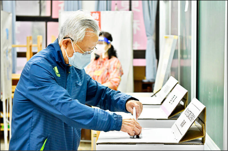 台灣有民主選舉與言論自由，但是擁有制度，卻尚未完全內化其精神。（資料照）