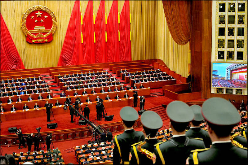 中共日前通過「民族團結進步促進法」，不表態支持統一可能被羅織罪名。（美聯社檔案照）