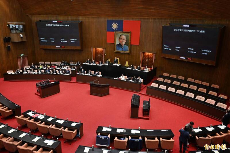 當「獨斷專行」成為決策方式，其結果不只是溝通失效，而是程序被終止、規則被重寫；圖為立法院。（資料照）