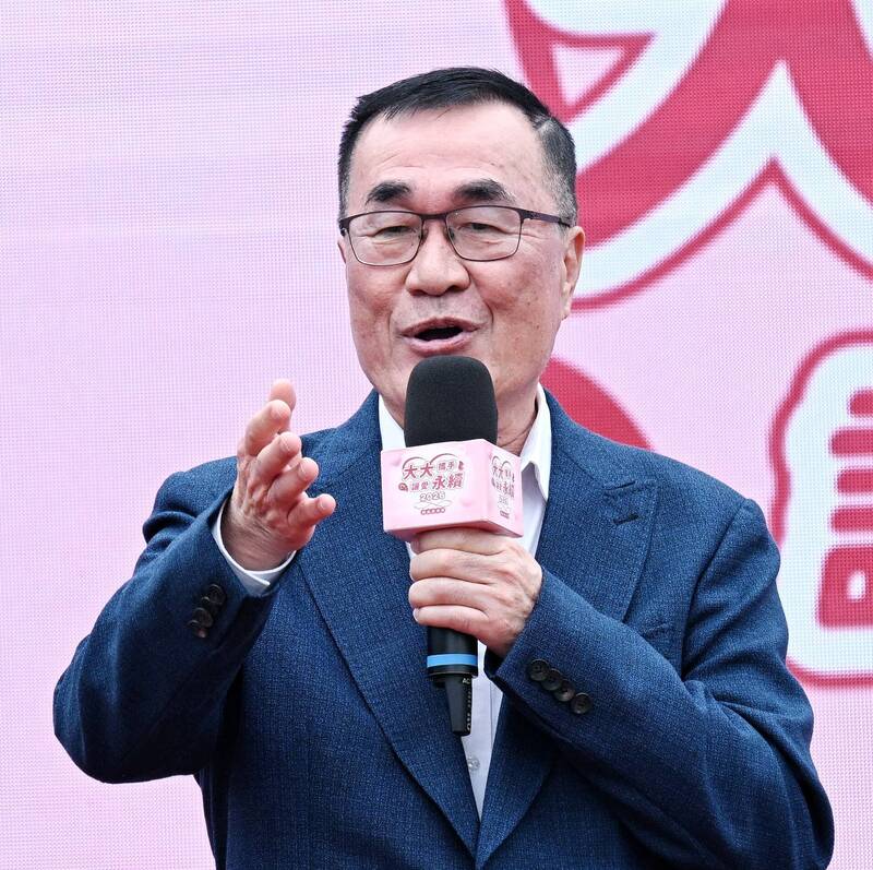 新北市市長參選人李四川提出「校校設置公共托育」之政策。（資料照）