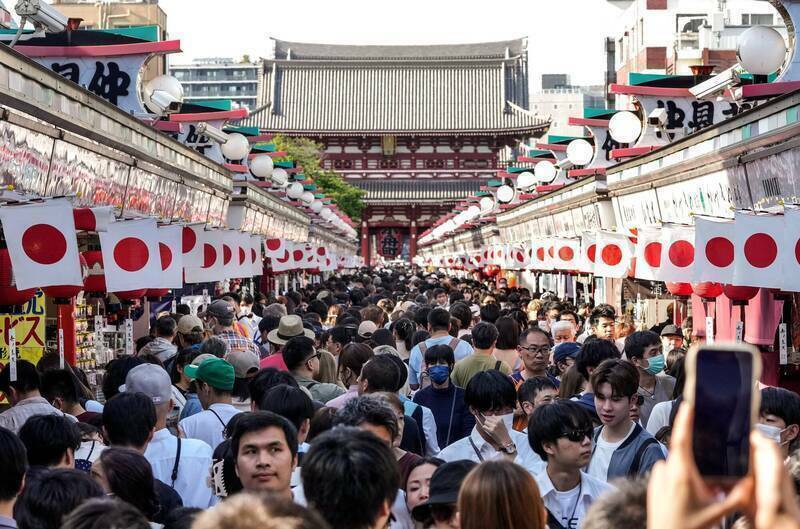 針對高市早苗「台灣有事」對話，中國發出旅遊限制令，但對日本觀光業的影響微乎其微，反倒是吸引了更多消費力強素質更高的台韓旅客爭相訪日；示意圖。（歐新社檔案照）