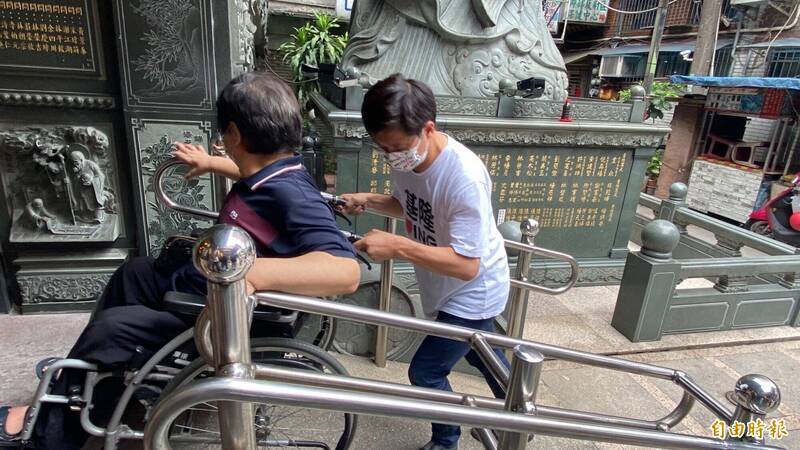 就業市場結構性歧視，使弱勢者得以進入職場，建立基本的尊嚴與自立能力。（資料照）