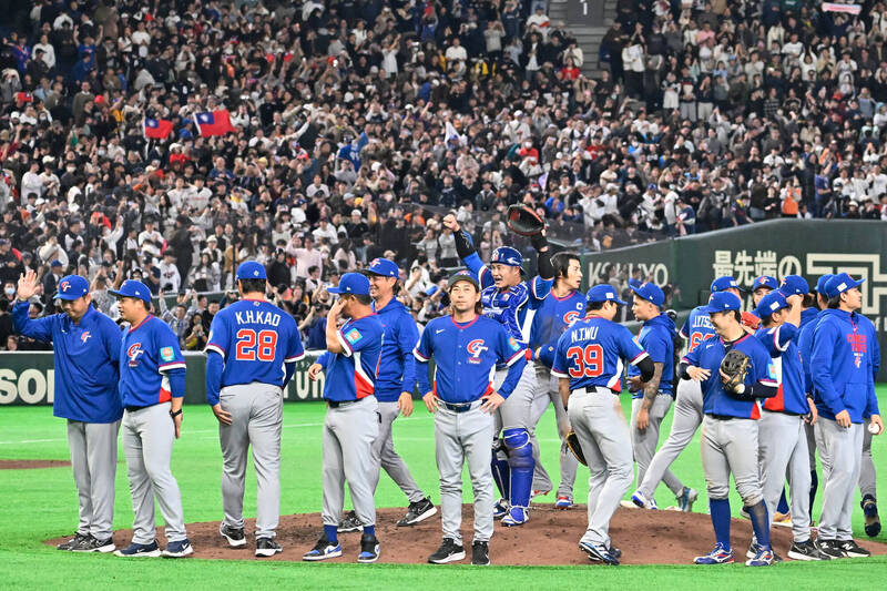 台灣隊在12強、WBC資格賽與正賽中展現的奮戰精神，「國球」二字再次被喊得震天價響。（資料照）