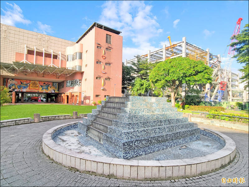 京華城建案取得20％的容積獎勵，提供的實質回饋包含認養基地南側的復盛公園。（資料照）