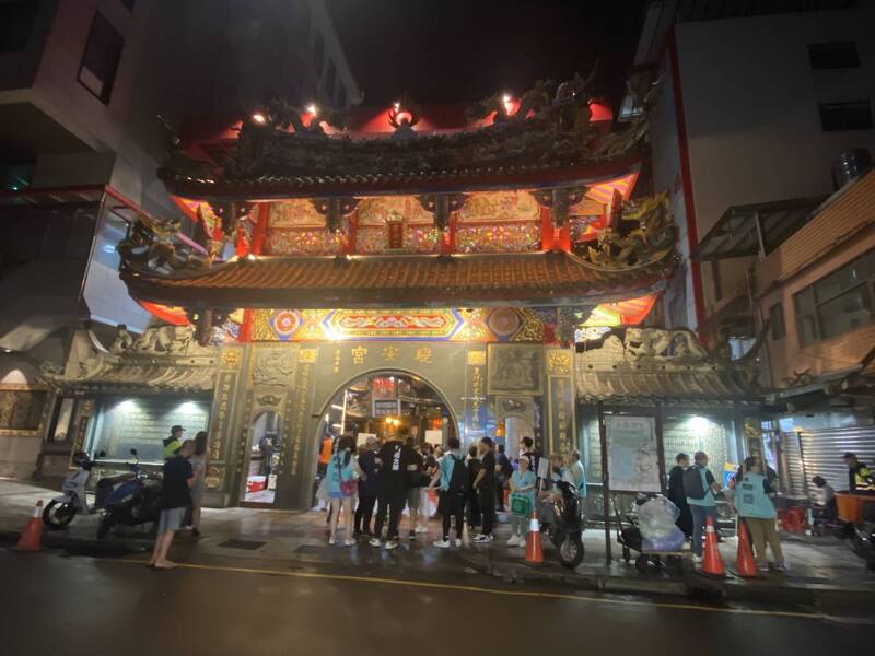 香火與人聲交織的慶安宮，是基隆的民俗信仰中心。（資料照）