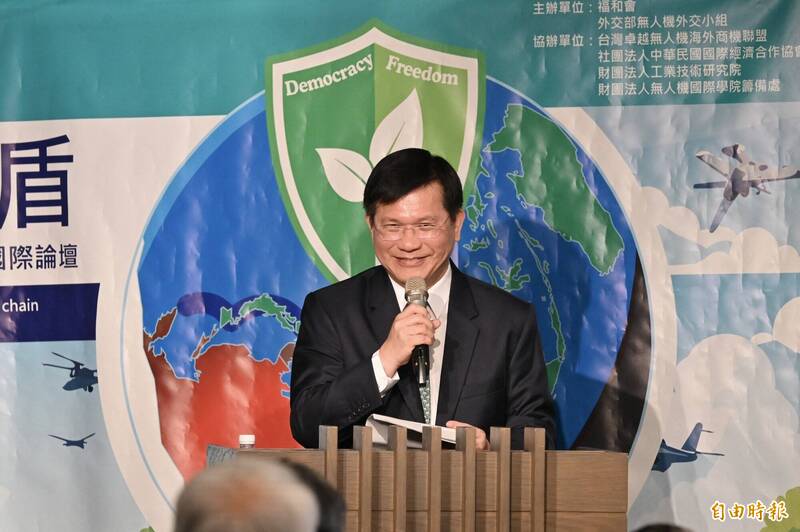 福和會4月11日舉辦「民主之盾：第一島鏈全社會韌性合作國際論壇」；圖為外交部長林佳龍於開幕式中致詞。（資料照）