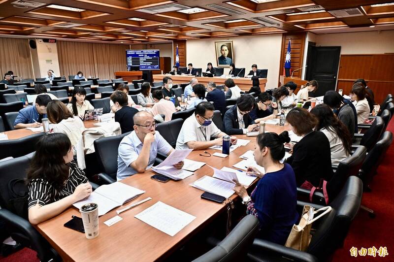 立法院教育及文化委員會4月16日舉行「《性別平等教育法》修法—校園性別事件、情感糾紛案件及情感教育展望與檢討」公聽會。（資料照）