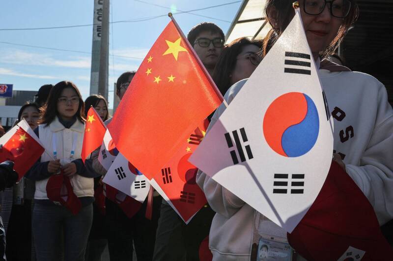 十多年前韓國跟中國簽訂的FTA，不但沒有幫韓國廠商爭取到更多的利益，反而侵蝕韓國賴以為生的經濟基礎。（路透檔案照）