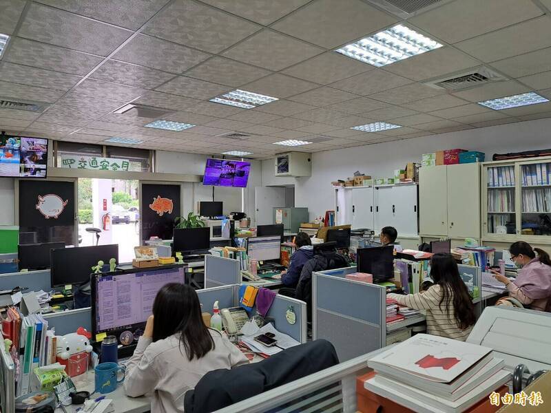基層公務體系工作量與人力配置長期失衡。示意圖。（資料照）