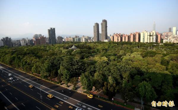 大安森林公園又在施工了，問題恐怕早已不只是施工，而是治理效率出了問題。（資料照）