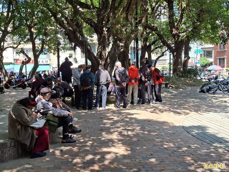 新北市、桃園市、新竹縣、新竹市、臺中市等五縣市的常住人口大於戶籍人口。圖為竹市建國公園。（資料照）