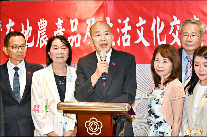 美方反手便向過去曾放棄訪美的立法院長韓國瑜（中）遞出邀請，於六月下旬訪美。（資料照）