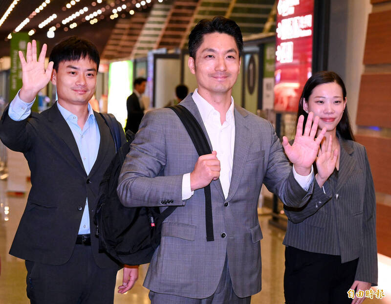 台北市長蔣萬安(中)近日前往新加坡,代表北市領取『李光耀城市獎』」殊榮。(資料照)