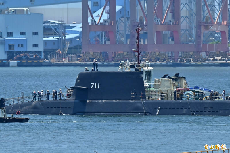 烏克蘭以「不對稱作戰」成功擊潰俄羅斯龐大軍力，對台灣來說本該是良好的啟示，但國防預算卻仍深陷在「常規大艦大機」與「不對稱刺蝟戰術」的拉鋸中；圖為海鯤號。（資料照）