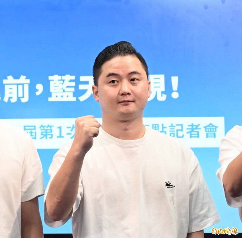 國民黨新媒體部前主任韋淳祐，近期利用AI深偽技術合成賴清德的外貌及聲音，製作影片影射政府漠視毒油問題。刑事局介入調查後，蔣萬安坦承委託團隊製作該宣傳片，主張片中已標示由AI生成、不構成犯罪。（資料照）