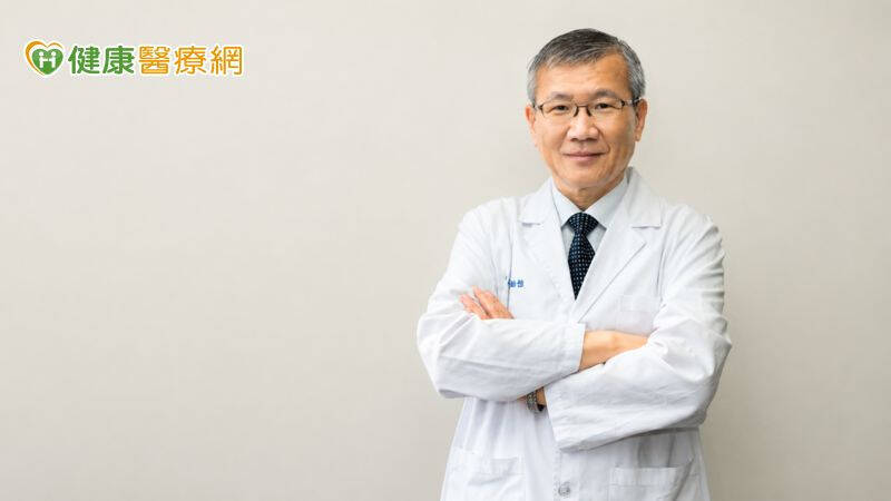 李貽恒醫師提醒，高血壓管理不只看數字，更應長期控壓並守護心、腦、腎健康。（取自貼文）