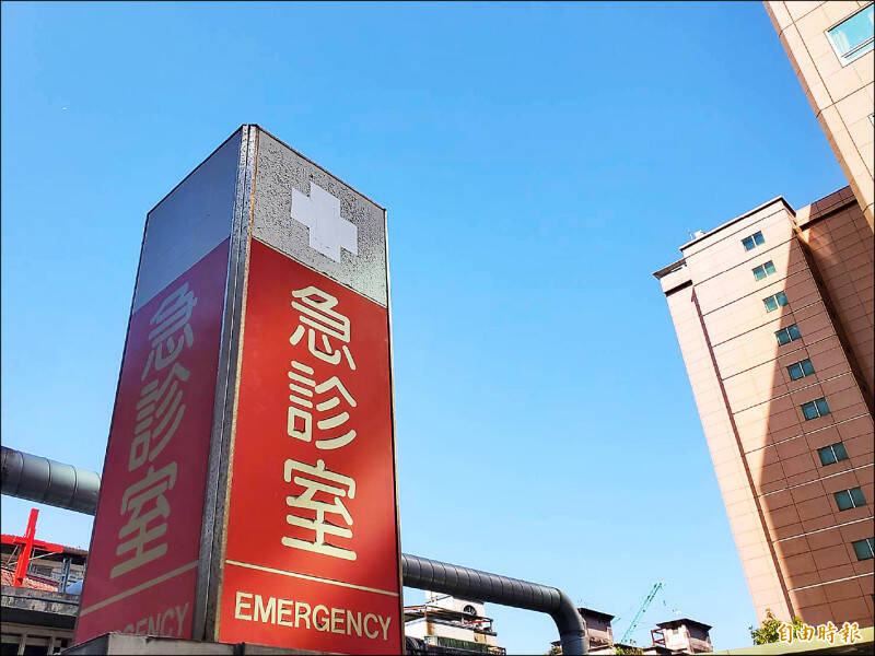 若連急診檢傷、醫療分工以及醫療暴力防範的基本邏輯都不願理解，卻先將問題歸咎於第一線醫護，真正需要反省專業與分際的人，恐怕不是那位願意多問一句藥師的醫師；示意圖。（資料照）