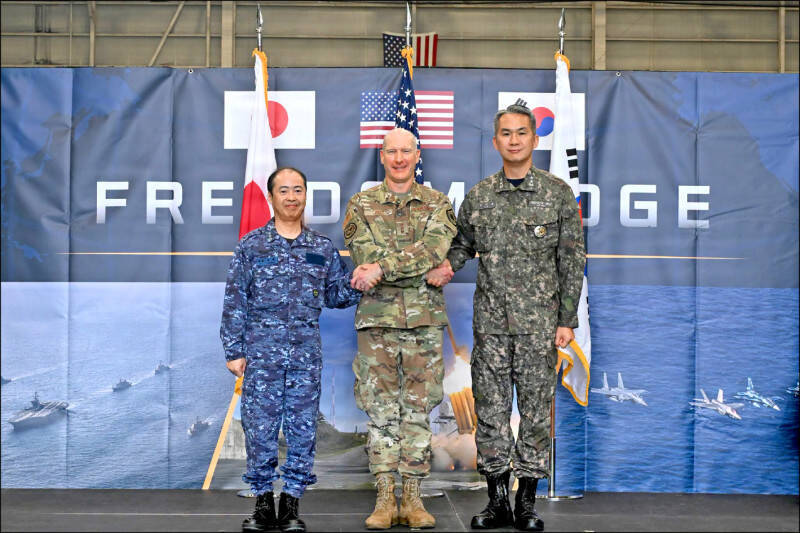 美國、日本與韓國自9月7日起至11日，在濟州島以東、以南的國際海域舉行「自由之刃」多領域聯合演習。（資料照，取自美國太平洋司令部臉書）
