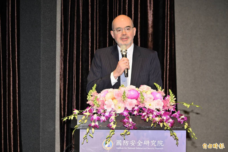 自由開講》支持國防，Freedom Is Not Free