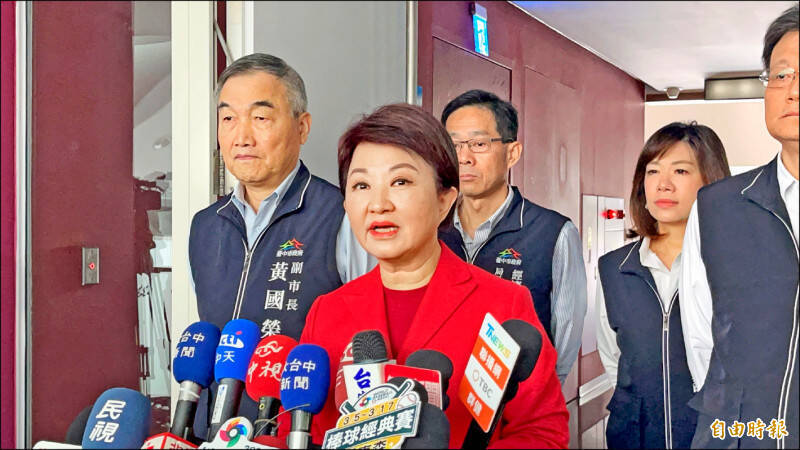 胡，怎麼說》國民黨變身「自殺炸彈客」，盧秀燕該出手拆彈了！