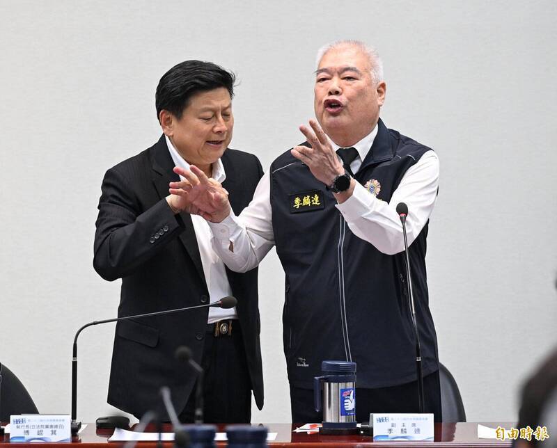 李忠憲的思考》奴隸與監工的命運：從軍購內鬥看台灣政治的緩兵之計