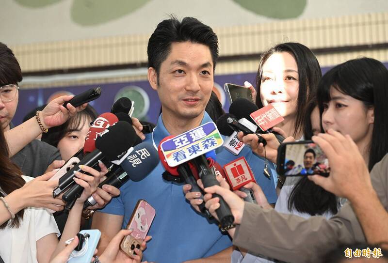 自由開講》低調行善，高調報帳？蔣萬安的30萬元月餅政治學